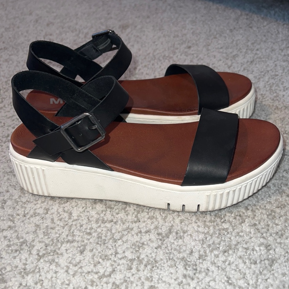 MIA Leanna Platform Sandals
